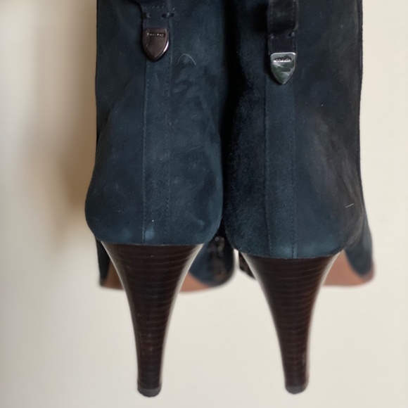 Black suede coach heeled boots - Picture 3 of 5